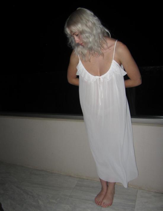  Only Hearts 라운지 웨어 온리하츠 쿠쿠 롤라 데이아 쉬폰 가운 화이트 - OTHER BRANDS