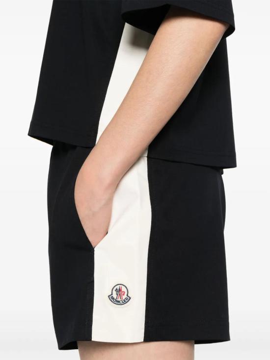  몽클레어 숏팬츠 J10938H0001689AJU navy - MONCLER