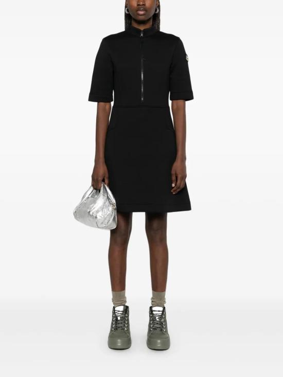  몽클레어 숏 원피스 K10938I0000189AR3 black - MONCLER