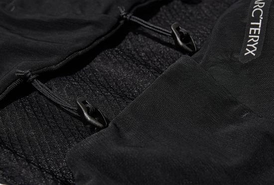 25SS 아크테릭스 베스트 노반 7  남성용 X000006747 블랙 - ARC`TERYX