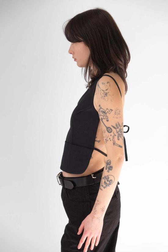  샌디리앙 민소매 티셔츠 샌디 리앙 브란도  블랙 - SANDY LIANG