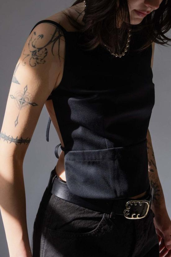  샌디리앙 민소매 티셔츠 샌디 리앙 브란도  블랙 - SANDY LIANG