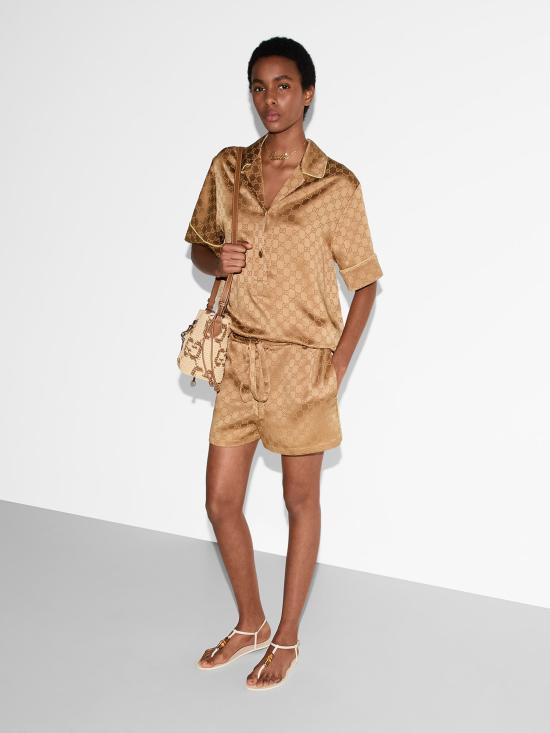 25SS 구찌 GG 새틴 반팔 셔츠 814927ZAQKJ2031 BRASS DOM - GUCCI