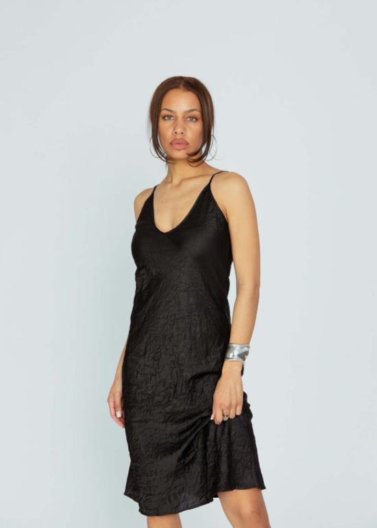  Brazeau Tricot 라운지 웨어 브라조 트리코 링클 슬립 드레스 블랙