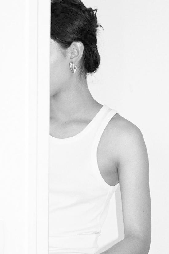  아니카 이네즈 이어링 라지 하트 후프 스털링 실버 - ANNIKA INEZ