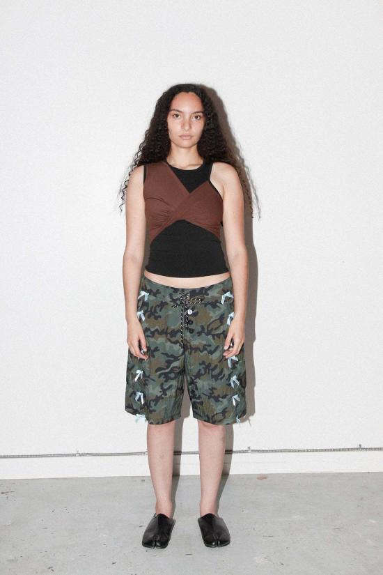  케이코 블라우스 KK Co 트위스트 스포츠 탱크 오닉스 & 머드 - KKCO