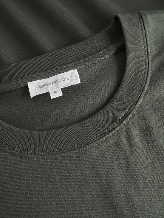 25SS 노스프로젝트 반팔 티셔츠 N01 06708131black olive - NORSE PROJECTS