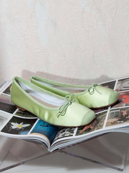  하이 플랫 슈즈 X 레퀸스 하모니 발레리나 라이트 그린 - HAI