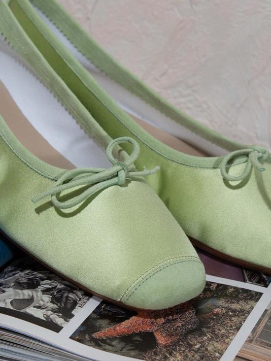  하이 플랫 슈즈 X 레퀸스 하모니 발레리나 라이트 그린 - HAI