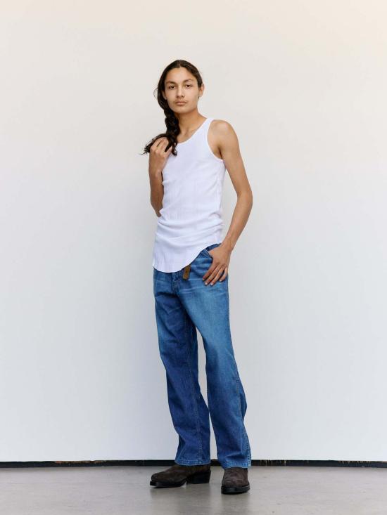  더 레터스 민소매 티셔츠 레터스 랜덤 텔레코 코튼 라운드 리브 탱크 화이트