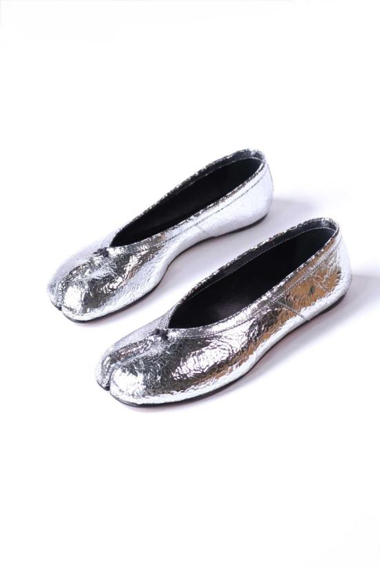  마르지엘라 플랫 슈즈 Maison Margiela Tabi Broken Mirror 새 발레리나 실버 - MAISON MARGIELA