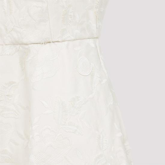 25SS 몽클레어 원피스 K10932D00015 598GD White - MONCLER