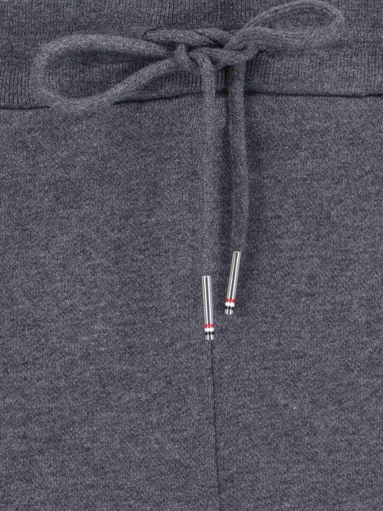 26SS 톰브라운 클래식 루프백 4바 스웨트쇼츠 MJQ012H00535025 Grey - THOM BROWNE