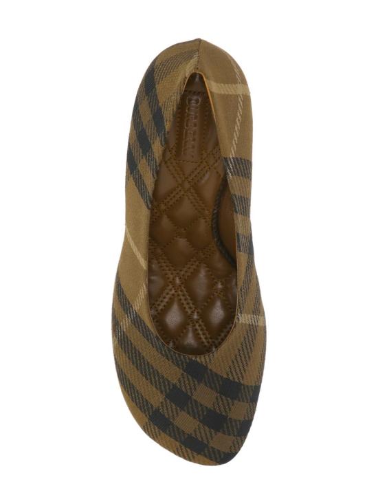 24FW 버버리 드레스 슈즈 8097112X FURROW IP CHECK - BURBERRY