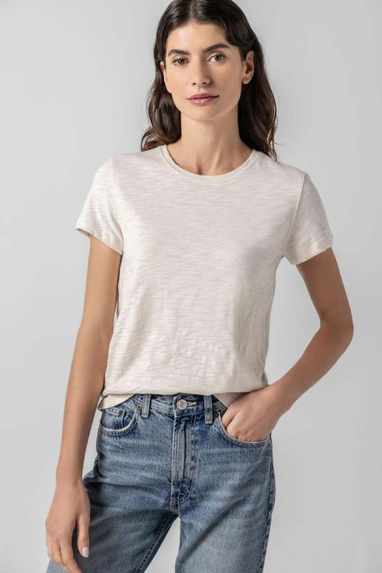  릴라 피 반팔 티셔츠 릴라 P. 반팔 백심 크루넥 티셔츠 캔버스