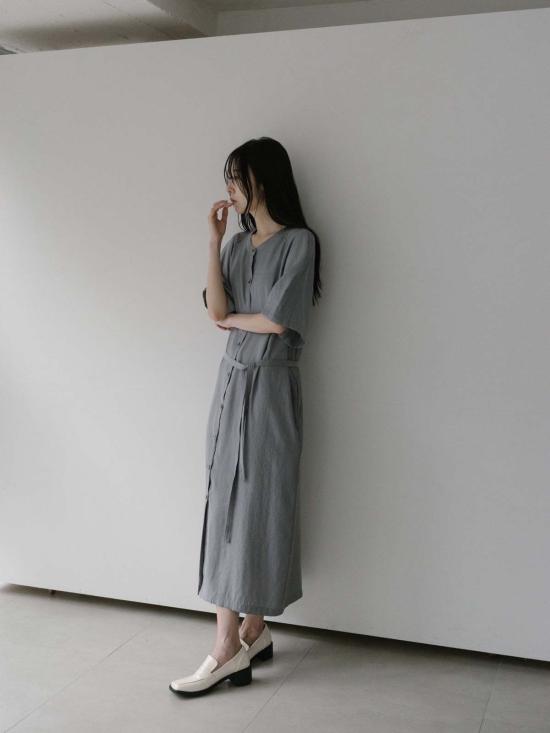  더 엔케이씨 스토어 미디 원피스 Nkc 스토어 리앤 드레스 그레이 - The NKC Store