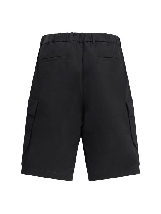 25SS 몽클레어 숏팬츠 K10912B00006549P3 999 BLACK - MONCLER