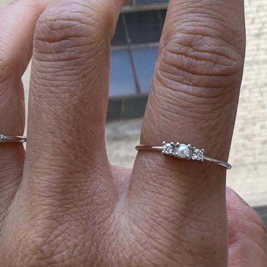  제니 권 디자인스 반지 제니 권 디자인의 다이아몬드 두 개 진주 - JENNIE KWON DESIGNS