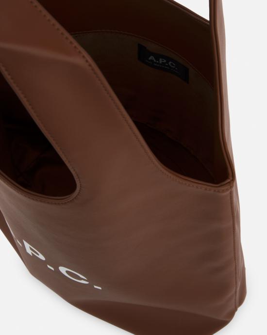 24FW 아페쎄 숄더백 PUAATM61861 CAD Brown - A.P.C.