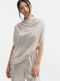 25SS Ahlvar 민소매 티셔츠 1121 25 25 cream platino