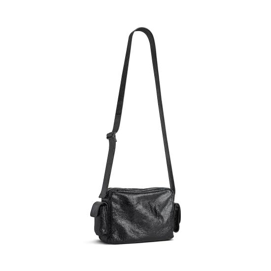 26SS 발렌시아가 슈퍼비지 카메라 백 829068210C81000 BLACK DOM - BALENCIAGA