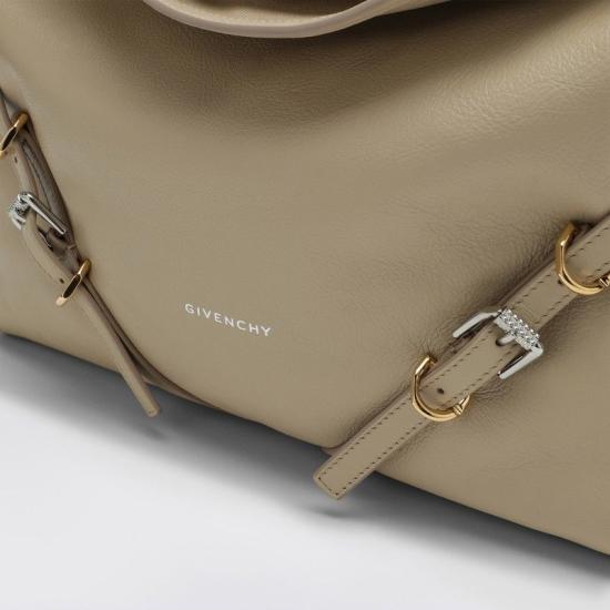 25FW 지방시 레더 미디움 부아유 백 BB50SSB1Q7 257 BEIGE O TAN - GIVENCHY