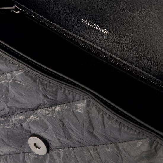 25FW 발렌시아가 크러쉬 미디움 체인 백 785602210IY 1000 BLACK - BALENCIAGA