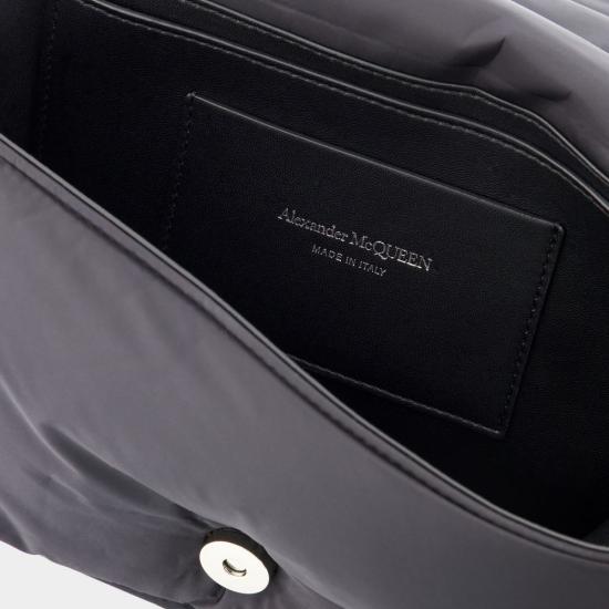 24SS 알렉산더 맥퀸 클러치/파우치 7750461AAQ3 1000 BLACK - ALEXANDER MCQUEEN