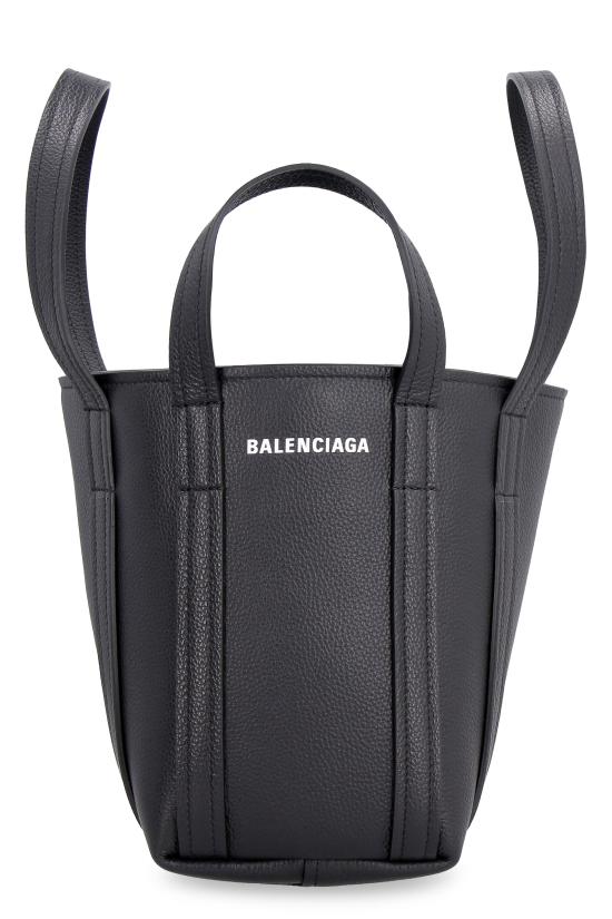 25FW 발렌시아가 그레인드 카프스킨 에브리데이 XS 노스 사우스 숄더 토트백 67279315YUN 1090 BLACK