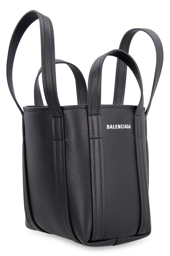 25FW 발렌시아가 그레인드 카프스킨 에브리데이 XS 노스 사우스 숄더 토트백 67279315YUN 1090 BLACK - BALENCIAGA