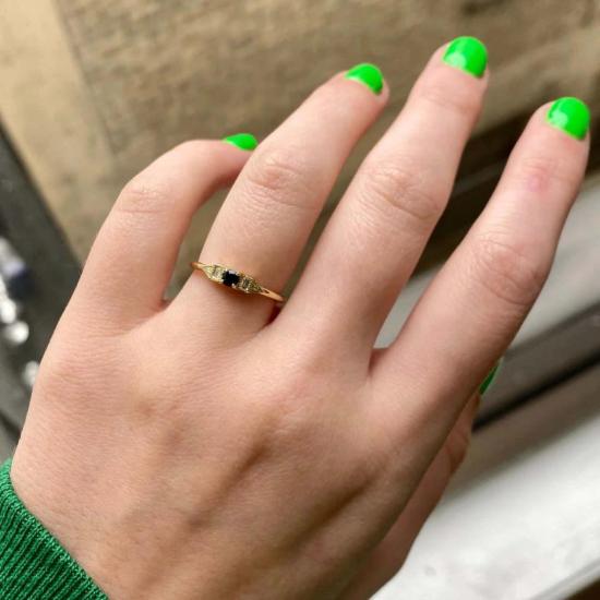  제니 권 디자인스 반지 제니 권이 디자인한 블루 사파이어 쁘띠 데코 에라 링 - JENNIE KWON DESIGNS