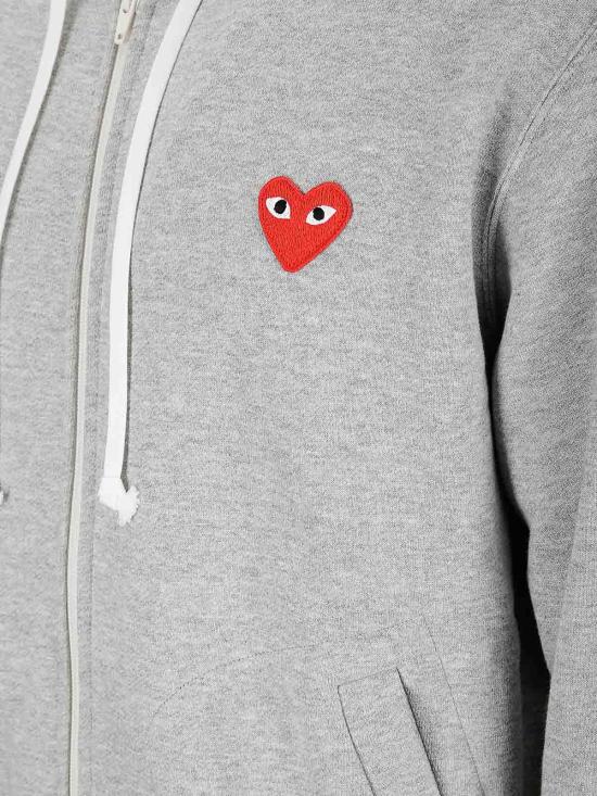  꼼데가르송 플레이 레드 하트 후드 집업 AXT1680511 - COMME DES GARCONS