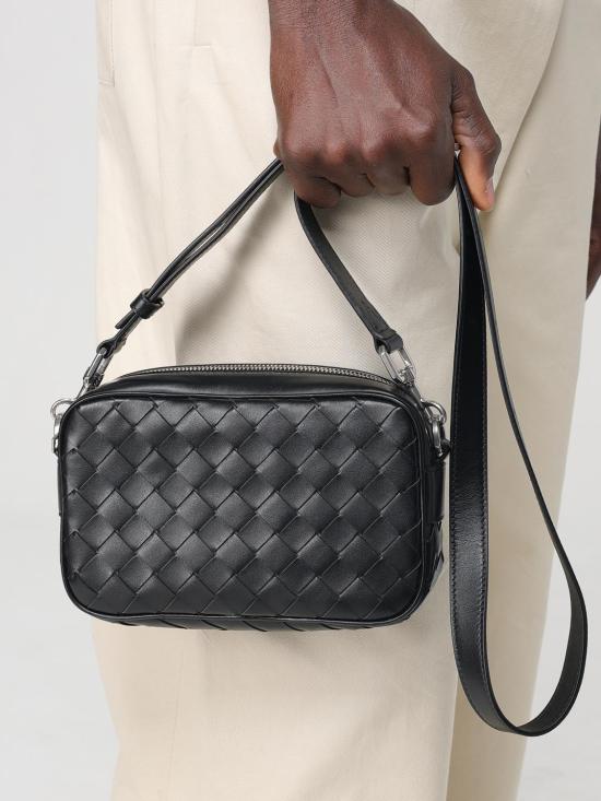 25SS 보테가베네타 인트레치아토 미니 카메라백 765911V2HL1 8803 Black - BOTTEGA VENETA
