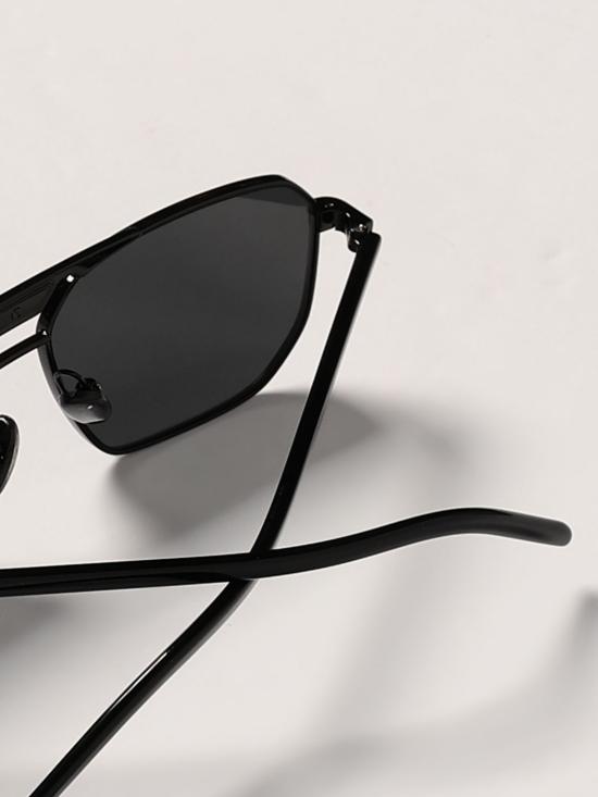 25SS 프라다 선글라스 PR58YS 1AB5S0 Black - PRADA