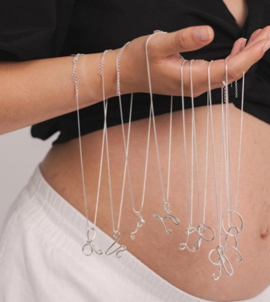  카라 유 목걸이/팬던트 이니셜 펜던트 목걸이 - KARA YOO