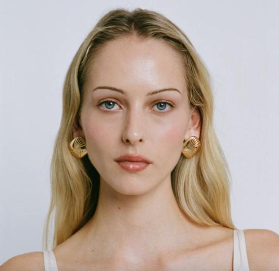  헤븐 메이헴 이어링 Heaven Mayhem Tabi 귀걸이 골드 - HEAVEN MAYHEM