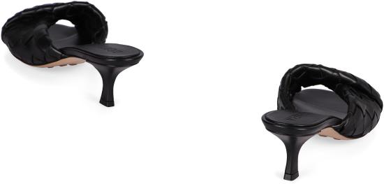 25SS 보테가베네타 블링크 뮬 796464V2ED0 1000 Black - BOTTEGA VENETA