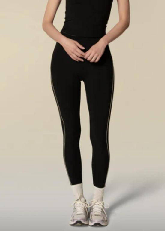  437 레깅스 스튜디오  블랙 크림