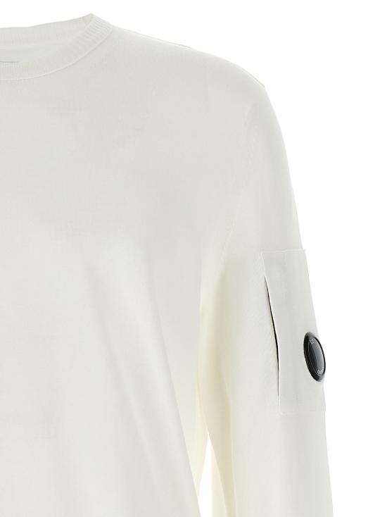 25FW 씨피 컴퍼니 코튼 크레이프 크루넥 렌즈 니트 스웨터  18CMKN086A006323O103 White - C.P. COMPANY