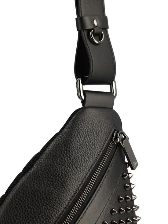 25FW 크리스챤 루부탱 클러치/파우치 1255046B078 AI25 BLACK - CHRISTIAN LOUBOUTIN