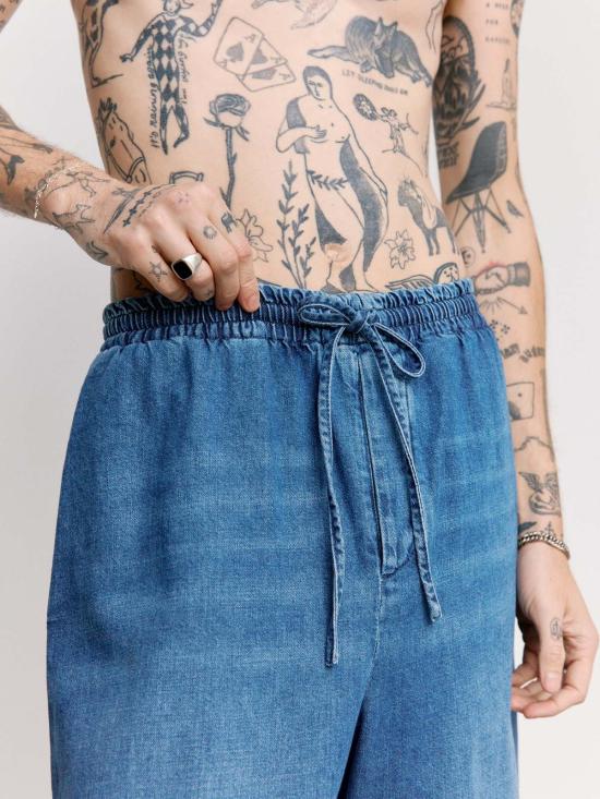  로에베 파울라 이비자 데님 팬츠 폴라 이비자 로에베 라이트 블루  크롭 팬츠 라이트 블루 - LOEWE