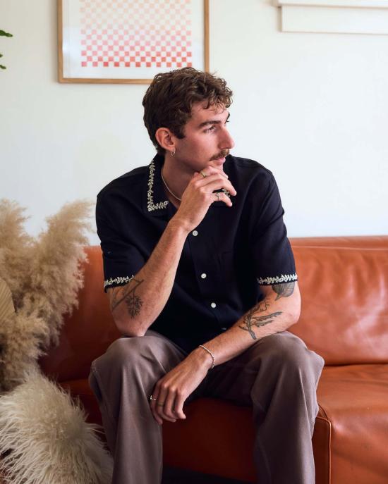  Corridor 반팔 셔츠 코리도르 엘리야 자수 반팔 - CORRIDOR