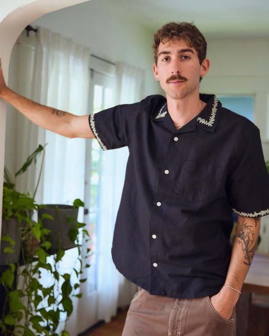  Corridor 반팔 셔츠 코리도르 엘리야 자수 반팔 - CORRIDOR