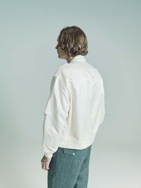  더 레터스 봄버 자켓 레터스 나일론 웨스턴 플라이트 재킷 에크루 - THE LETTERS