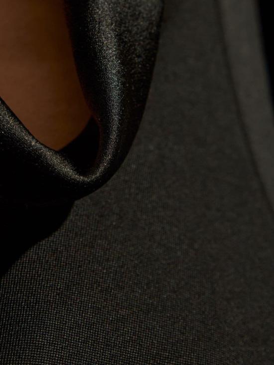 24FW 알렉산더 맥퀸 숏 원피스 794709 QJAAC1000 Black - ALEXANDER MCQUEEN