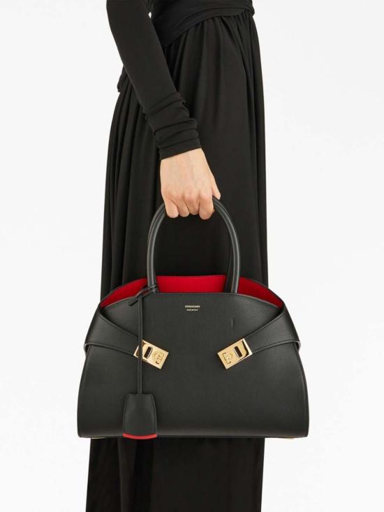 26SS 살바토레 페라가모 토트백 215608767814008 Black - SALVATORE FERRAGAMO