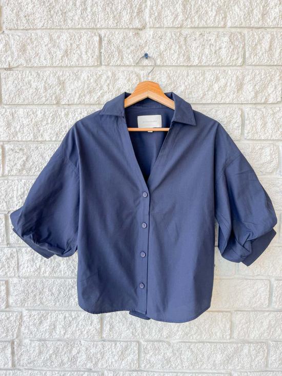  브로슈 워커 탑 브로셔 워커 케이트 셔츠 네이비