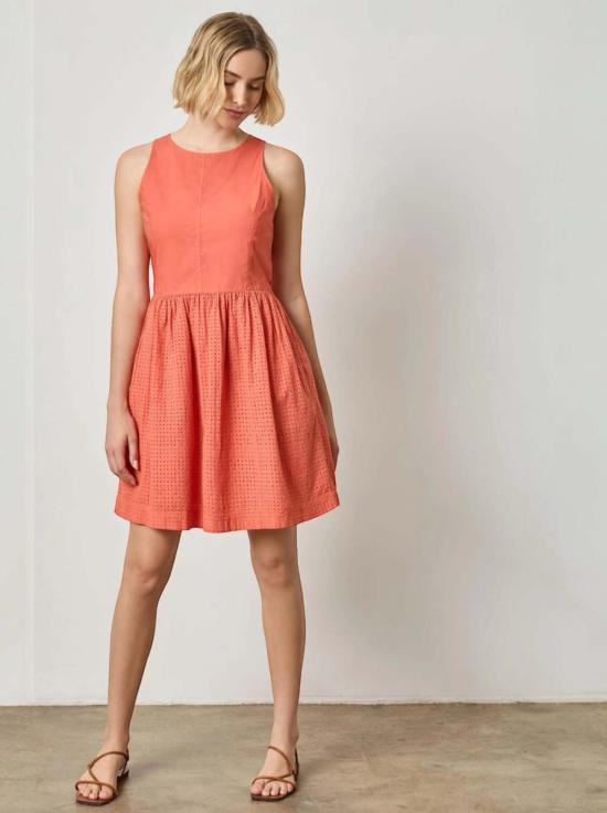  릴라 피 숏 원피스 릴라 P. 아이렛 하이넥 미니 드레스