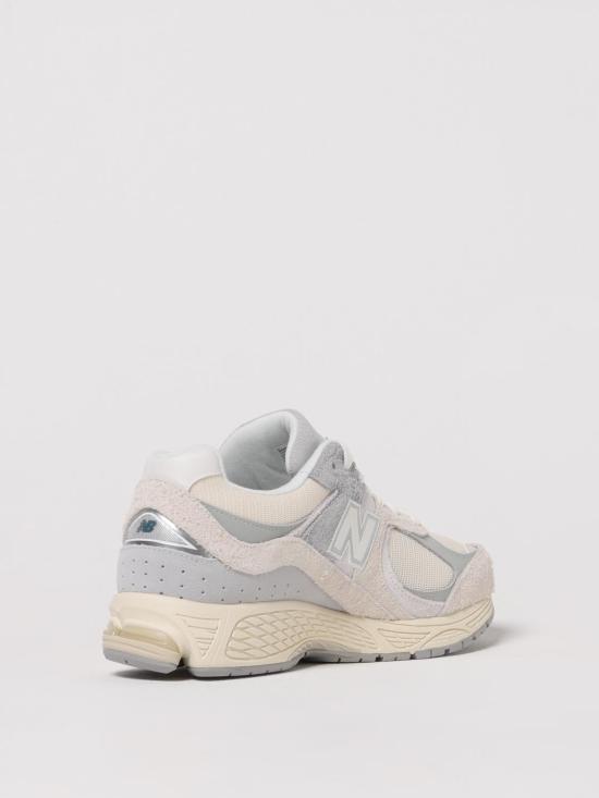 26SS 뉴발란스 2002R 스니커즈 M2002REK Unico Beige - NEW BALANCE