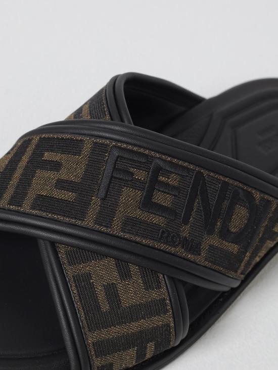 25SS 펜디 샌들 7X1548AJZE F0R7R Brown - FENDI